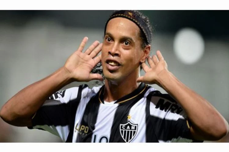 Yok artık! Ronaldinho mu?