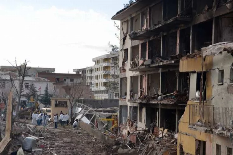 Diyarbakır'da gün ağardı dehşet ortaya çıktı