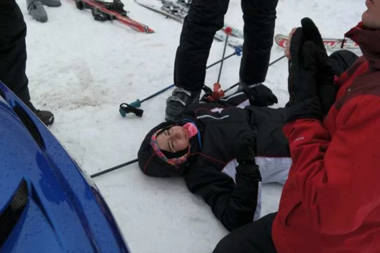 Uludağ'da kayak kazası... 1 yaralı