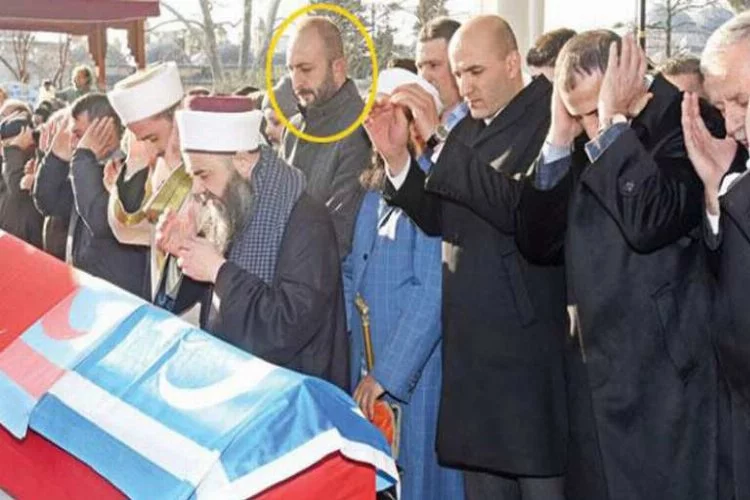 Rusların her yerde aradığı Türk komutan cenazede ortaya çıktı