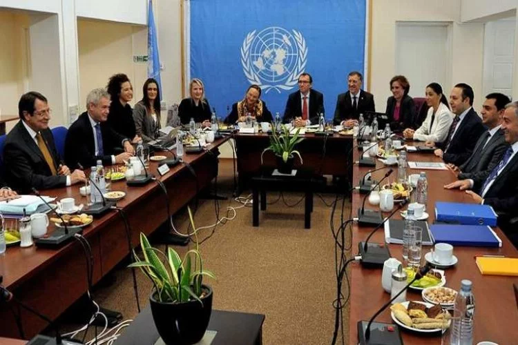 Kıbrıs'ta müzakereler ertelendi