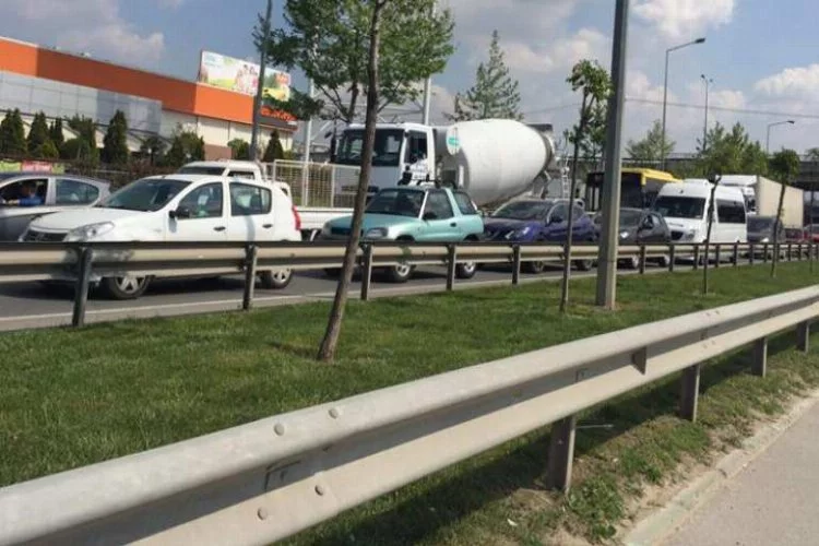 Bursa'da trafik felç oldu