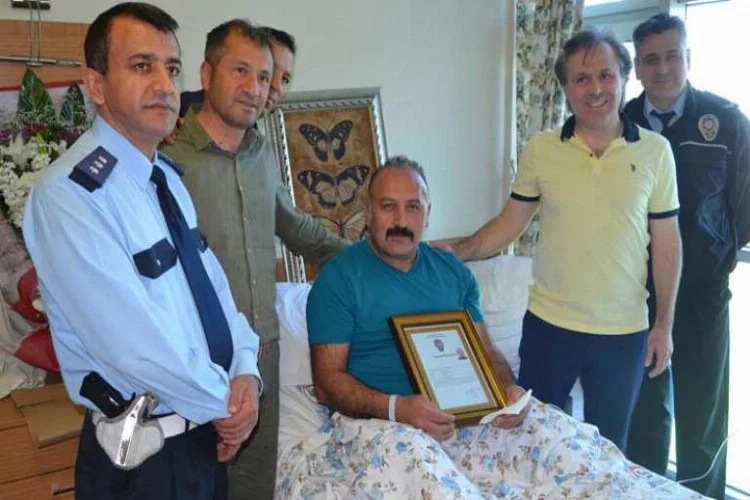 Bursalı gazi polise 'başarı belgesi'