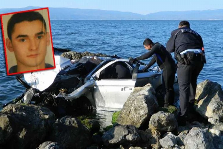 Bursa'da feci kaza! Denize yuvarlanan araçta can verdi