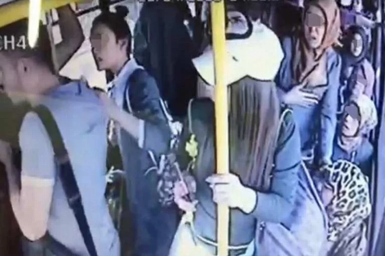 Halk otobüsündeki tacizciyi kadınlar linç etti