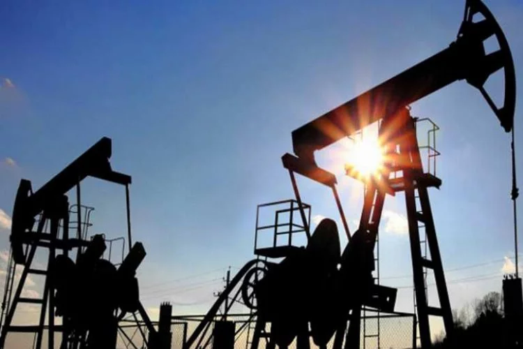 Düşük petrol fiyatları 3 devi fena çarptı!