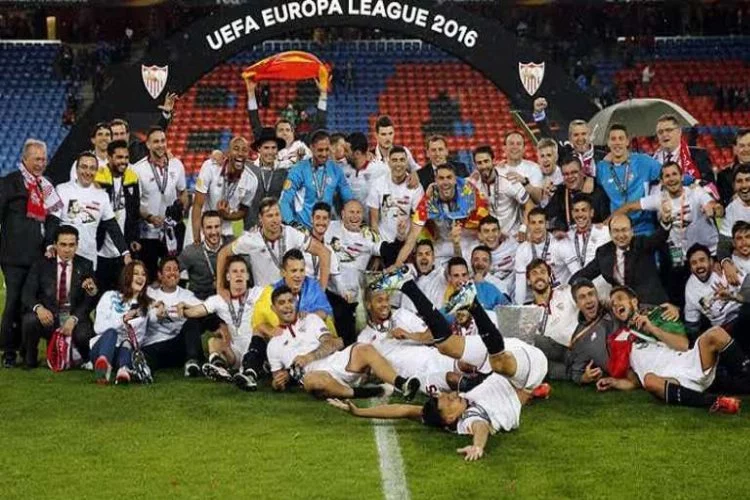 Sevilla üst üste 3. kez Avrupa şampiyonu
