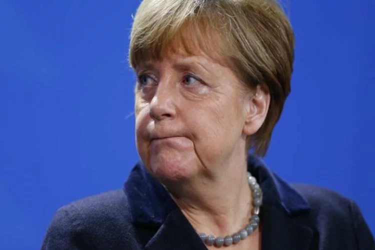 Merkel'den flaş 'soykırım' açıklaması