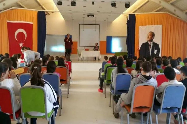Bursa'da öğrencilere cinsiyet eşitliği eğitimi