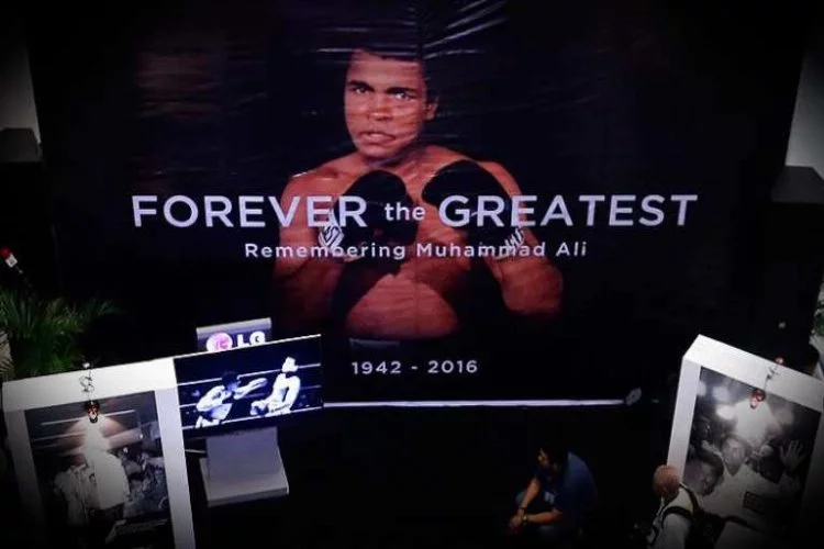 Efsane boksör Muhammed Ali toprağa verildi