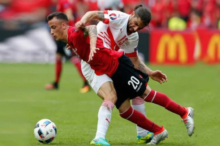 EURO 2016'da İsviçre Arnavutluk'u tek golle geçti 
