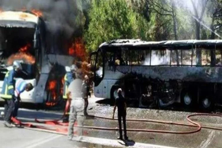 Tur otobüsü yandı! 11 Türk ölümden döndü