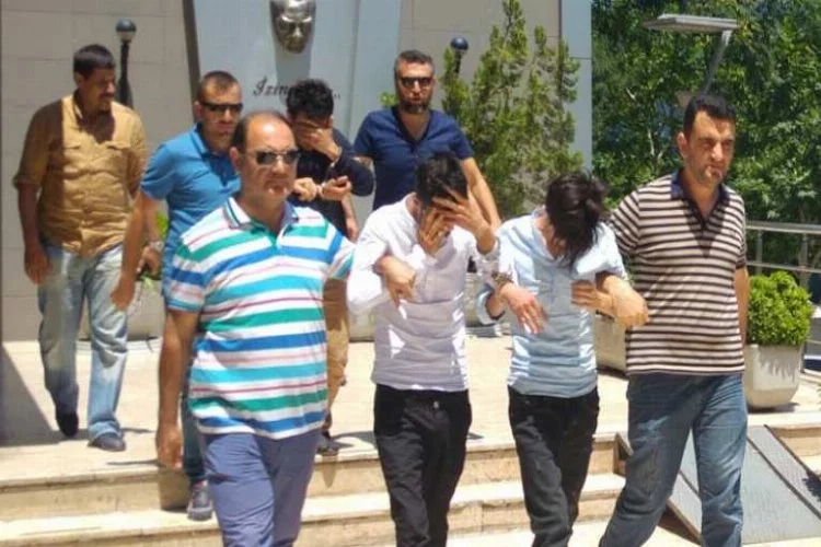 Bursa'da dolandırıcılık şebekesini bakın kim yakalattı