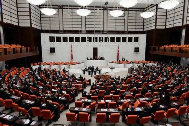 AK Parti ve CHP'lilerin oylarıyla kabul edildi