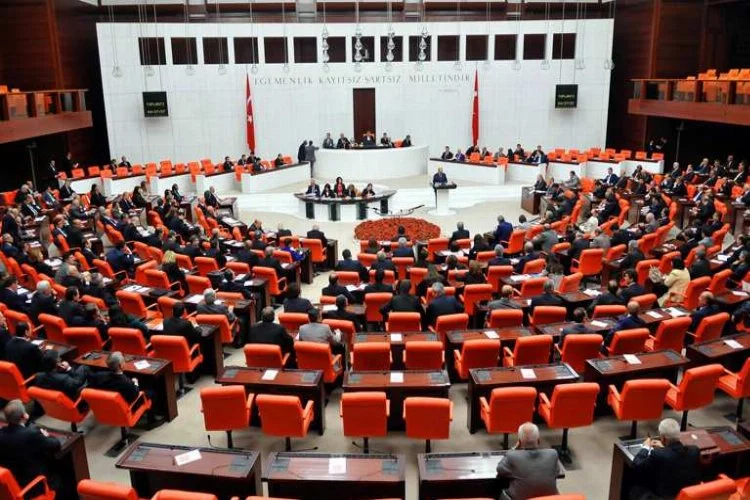 Meclis'te Lübnan tezkeresi kabul edildi
