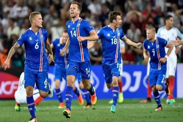 İzlanda çeyrek finalde, İngiltere veda etti