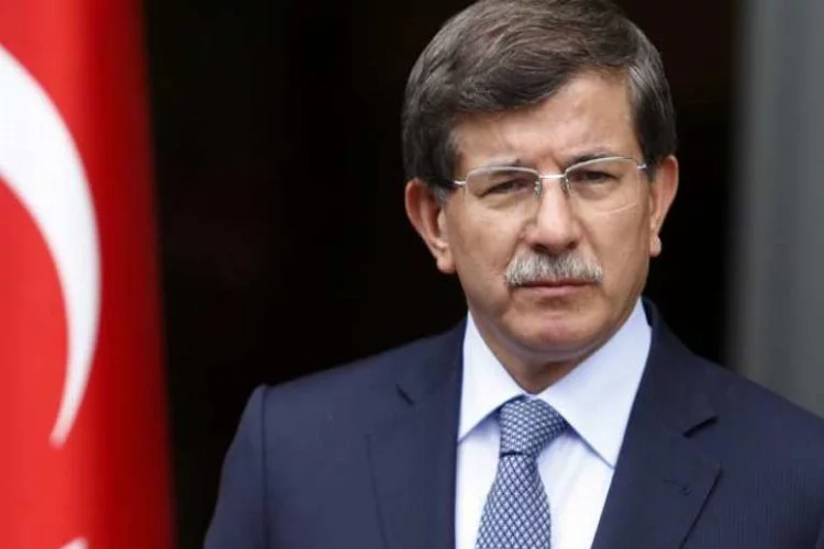Davutoğlu o iddialara Facebook'tan cevap verdi