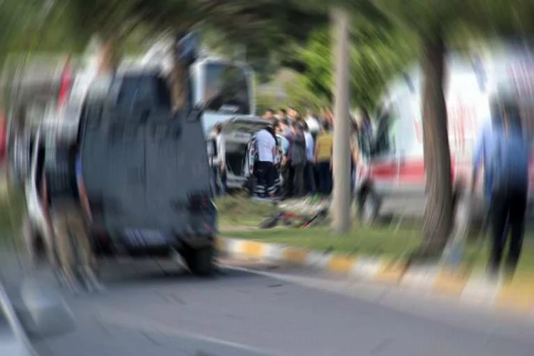 Diyarbakır'da polis aracına hain saldırı