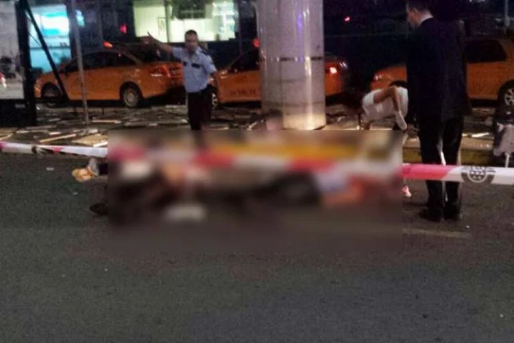 Atatürk Havalimanı'nda canlı bomba saldırısı! 36 ölü