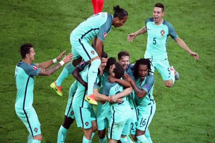 EURO 2016'nın ilk finalisti Portekiz oldu