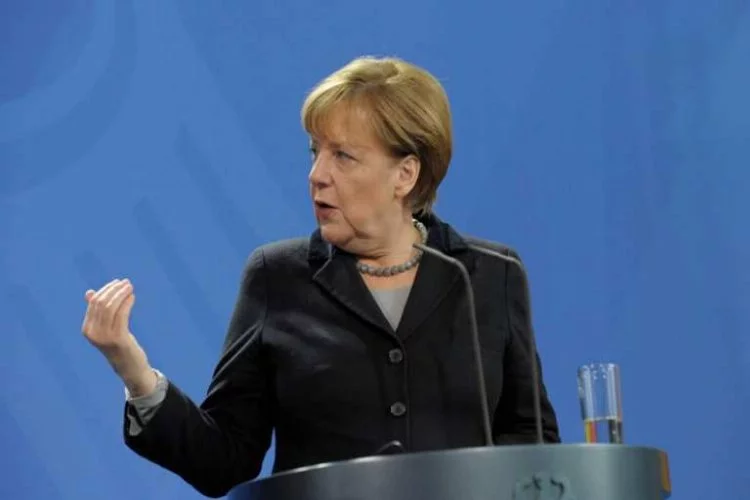 Merkel'den flaş İncirlik açıklaması