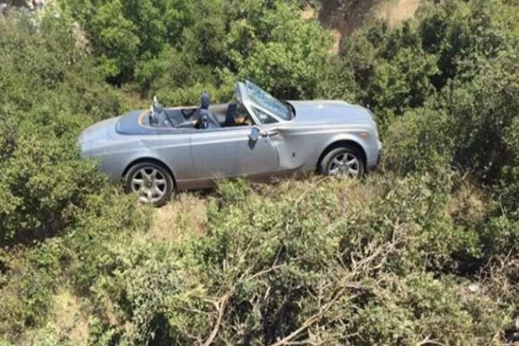 Ali Ağaoğlu'nun Rolls Royce'u pert oldu!