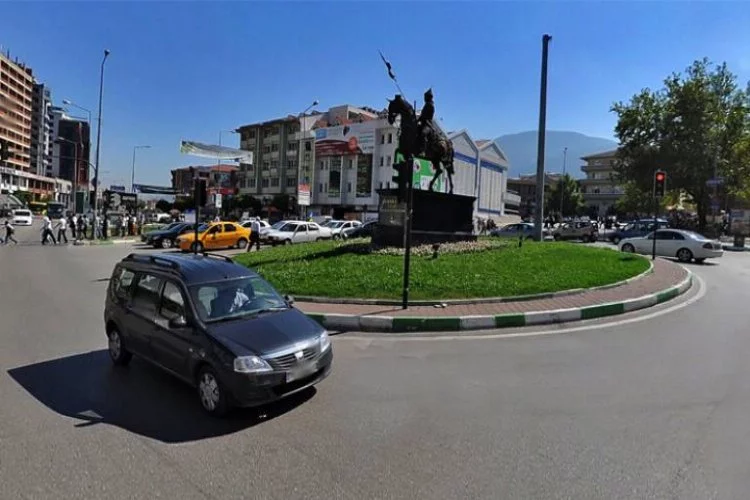 Bursa'daki dev meydanın adı darbe girişiminin ardından...