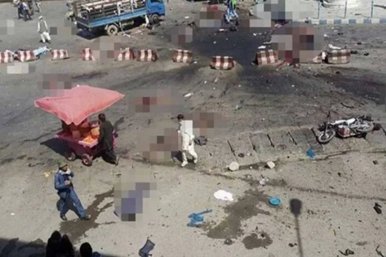 Kabil'de kanlı protesto! 61 ölü