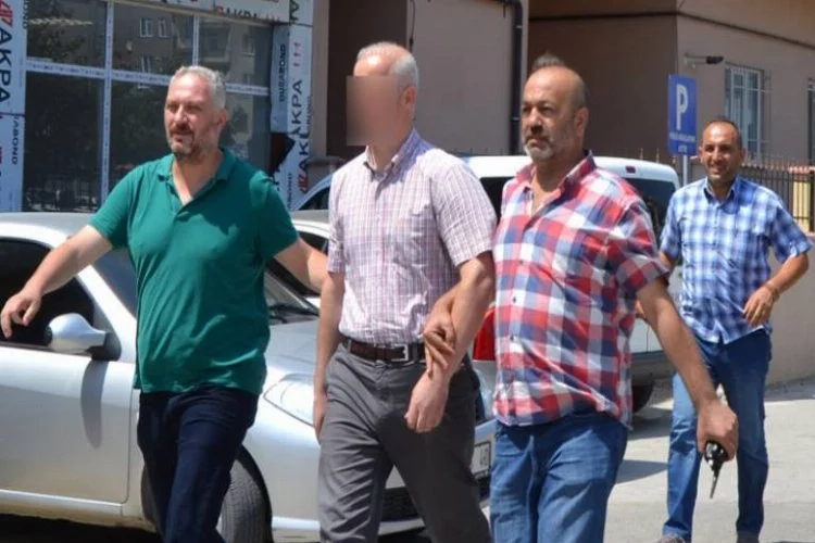 Bursa'da FETÖ'nün kasası gözaltına alındı