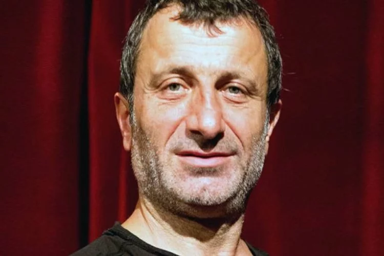 Ünlü oyuncu İsrafil Köse bu sabah hayatını kaybetti
