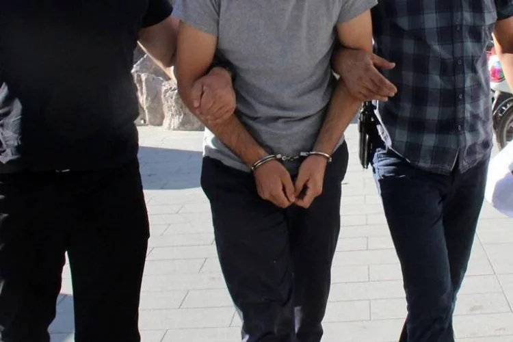 Bursa'da FETÖ gözaltıları sürüyor