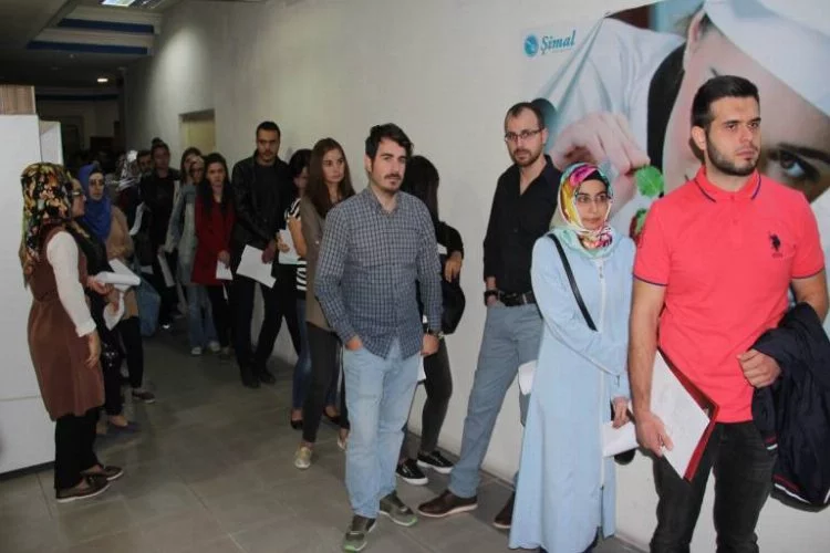 Bursa'da 11 kişilik kadro için 220 aday