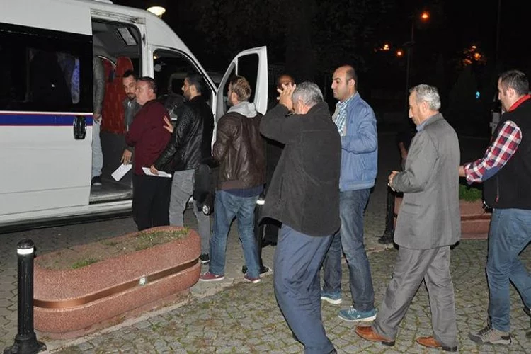 Bursa'da FETÖ soruşturmasında 6 tutuklama