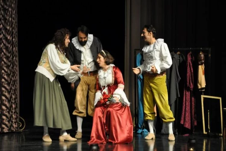 Uluslararası Bursa Tiyatro Festivali başladı