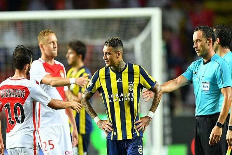 Fenerbahçe'de o futbolcu kadro dışı!