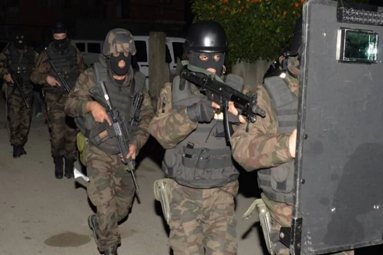 6 ilde DEAŞ operasyonu! 81 gözaltı