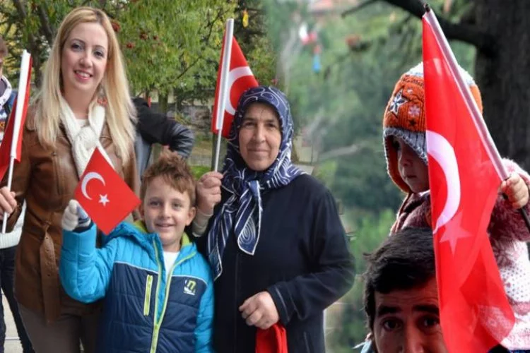Bursa’da bayrağı kapan teleferiğe koştu