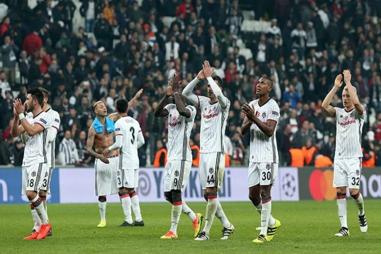 Beşiktaş, Napoli'yi elinden kaçırdı