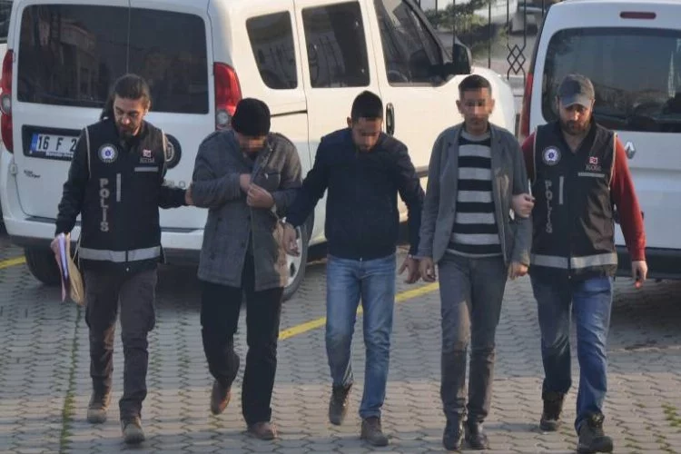 Bursa'da ayakkabı kutularından kaçak sigara çıktı