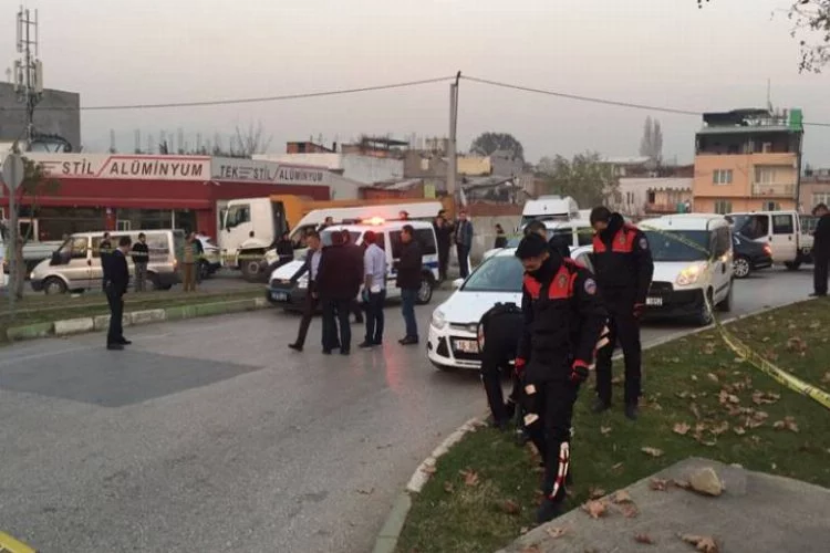 Bursa'da ortalık karıştı! Polis vurarak yakaladı