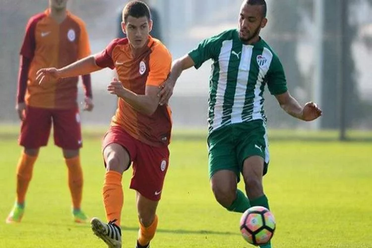 Bursaspor U21 puanla döndü