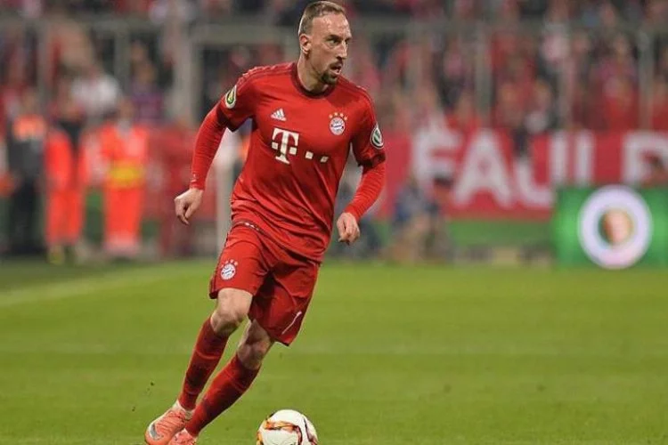 Bayern Münih Ribery'nin sözleşmesini uzattı