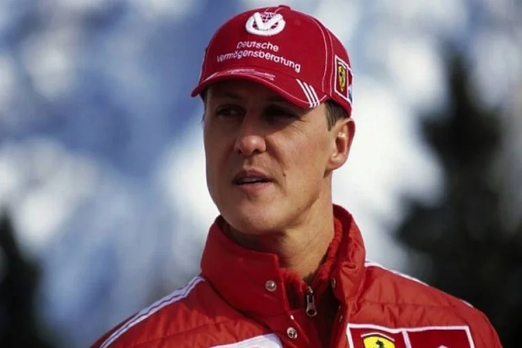 Schumacher, her geçen gün eriyor!