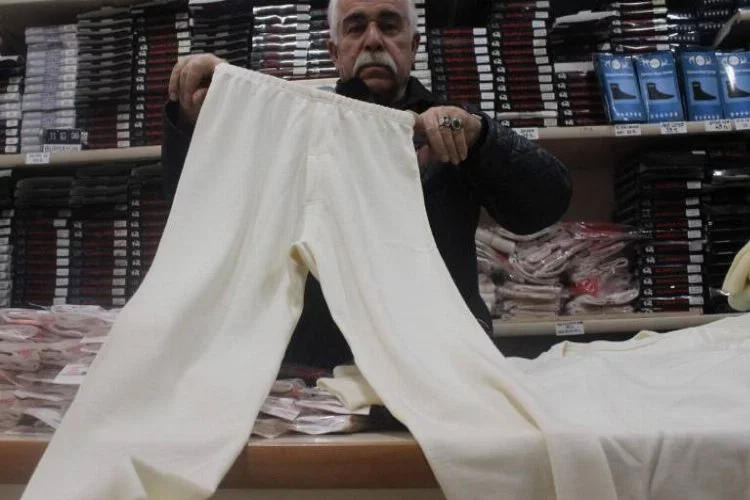 Bursa'da 'kar' uyarısı yün çamaşırı satışlarını patlattı