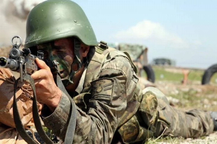 Komandolardan PKK'ya ağır darbe! 10 terörist...