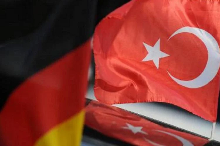Almanya'dan vatandaşlarına 'Türkiye' uyarısı