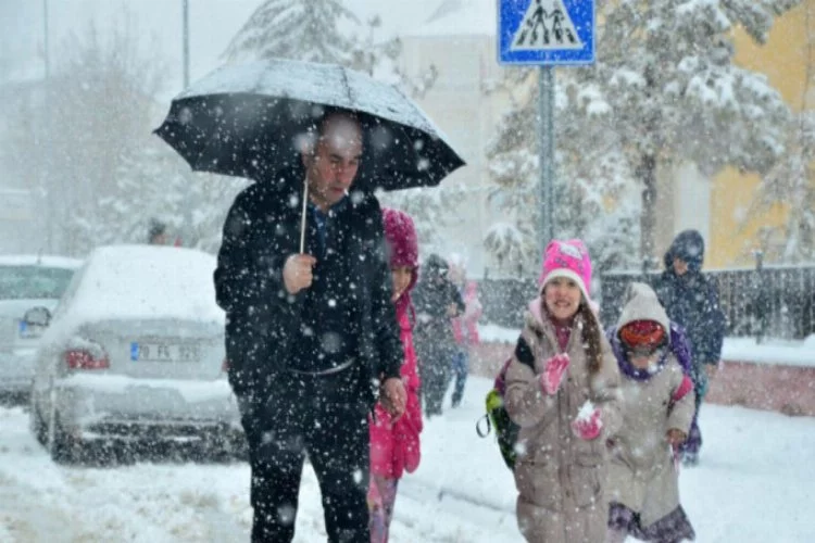 İstanbul'da okullara kar tatili! İşte diğer iller