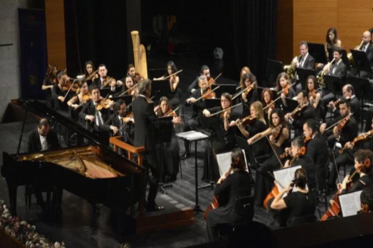 Ünlü orkestra şefi Pirolli Bursa'da