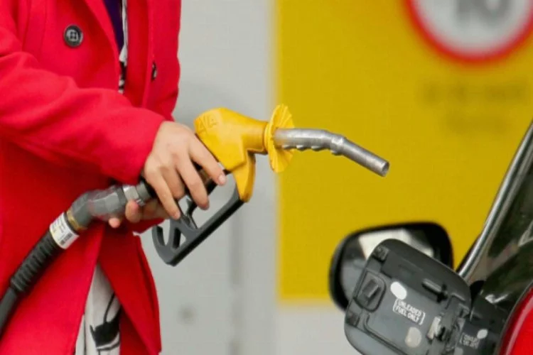 Benzin ve motorinde yüzde 8,81'lik artış