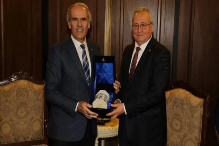 Kosova büyükelçisinden Büyükşehir'e ziyaret